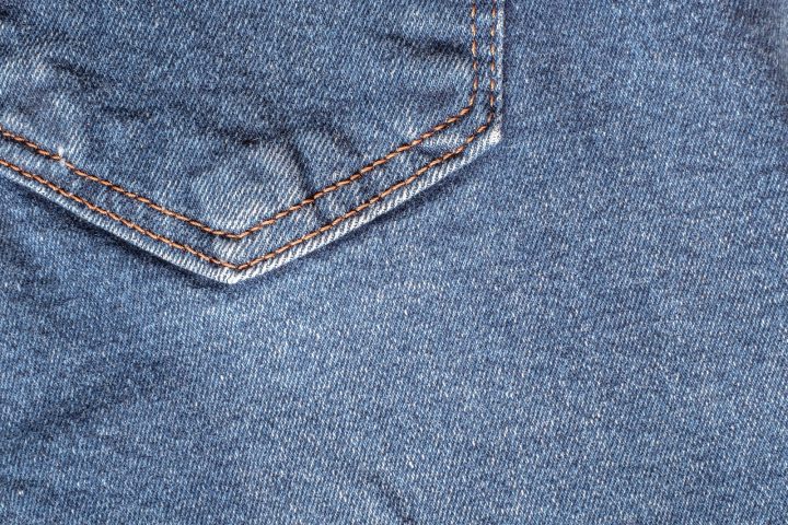 a close up of a pair of blue jeans